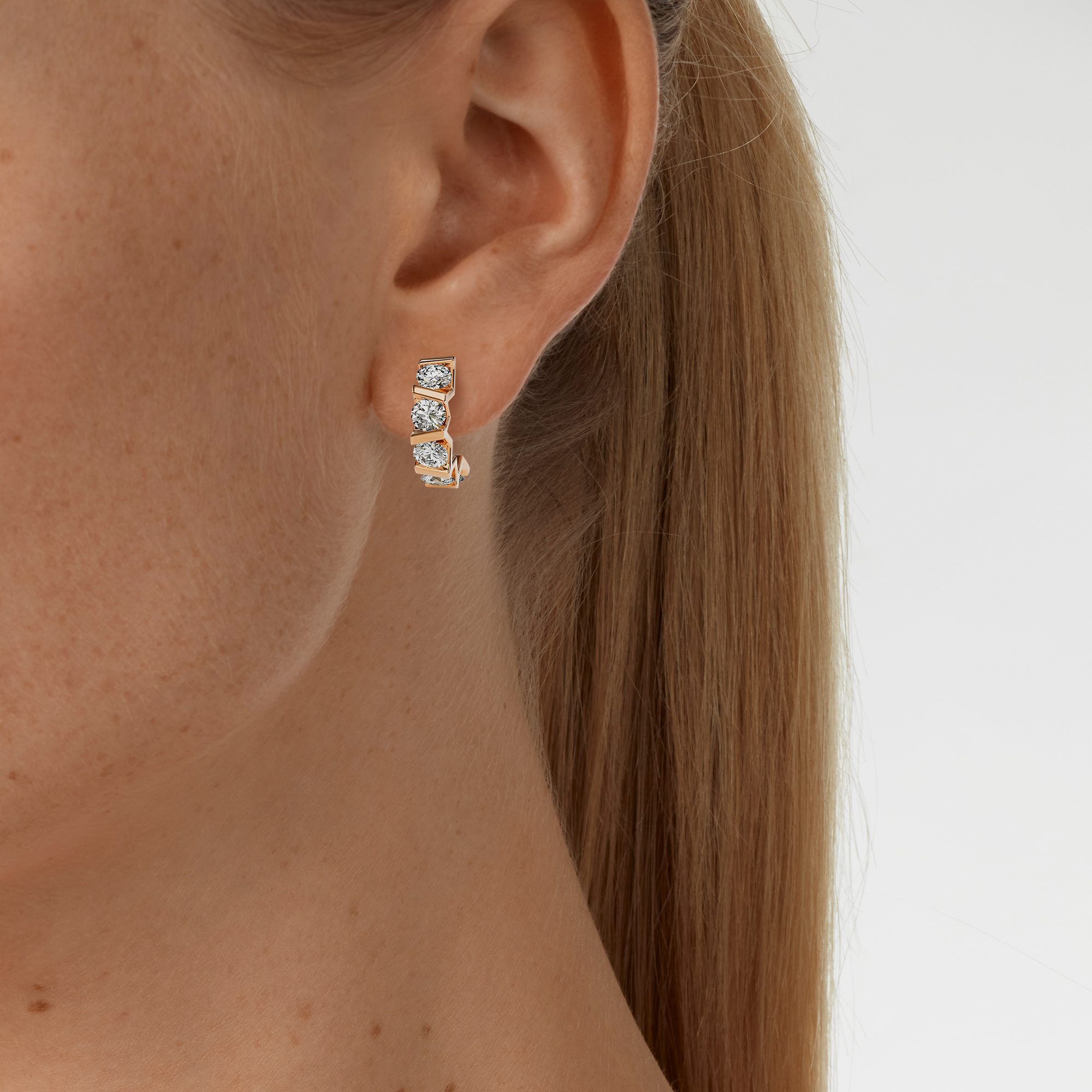 Niessing Vivida フープピアス Niessing Vivida フープピアス