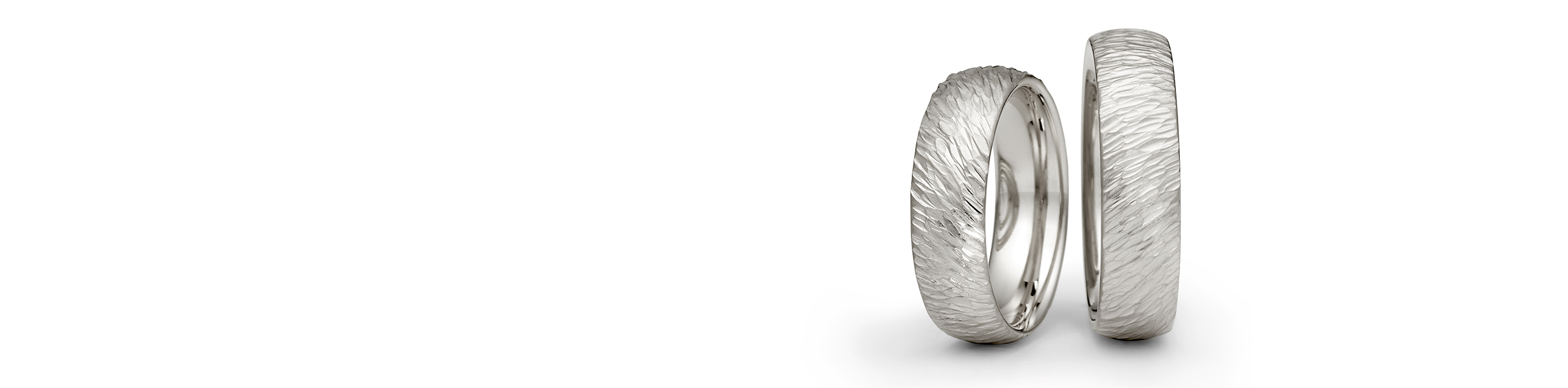EEN RING MET KLINKENDE SLAG