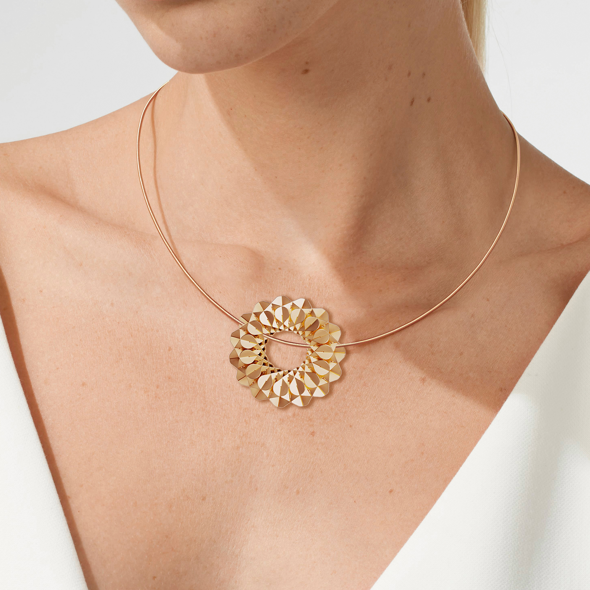 霓星 Phoenix 吊坠